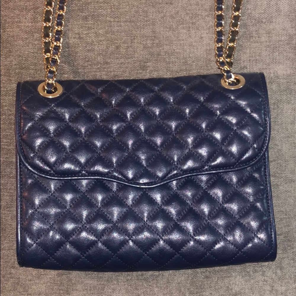 NEW REBECCA MINKOFF 💙 Navy Quilted Medium Handbag
